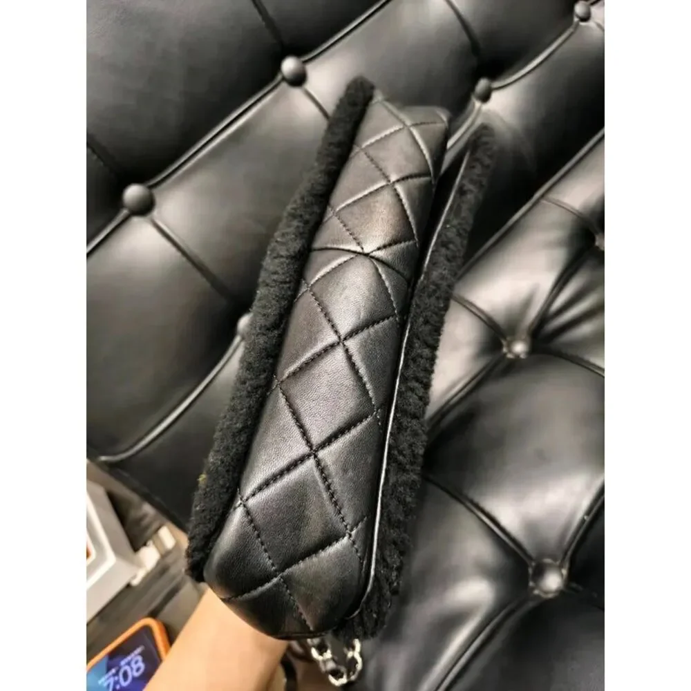 Chanel Women Pre-Loved Bag Very Good Condition